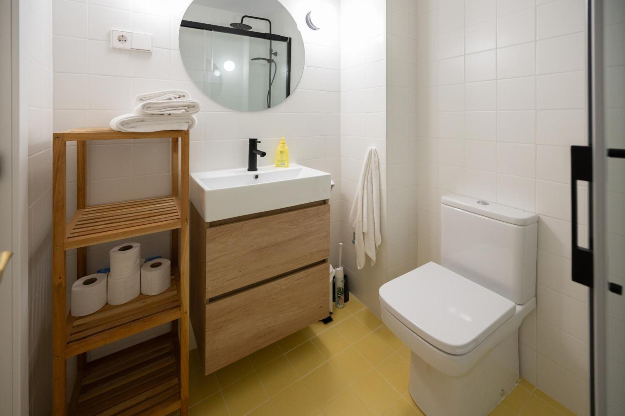 Tradicional Apartamento Central De 2 Camas Dobles Benalmádena Exterior photo